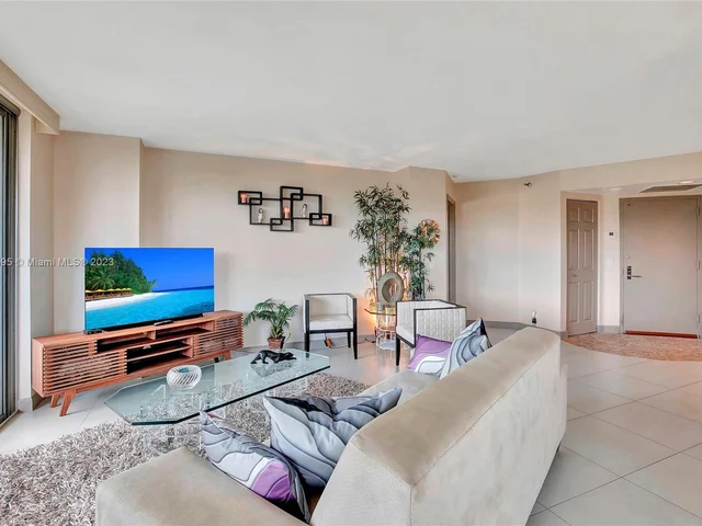 3500 Mystic Pointe Dr # 304, Aventura FL 33180