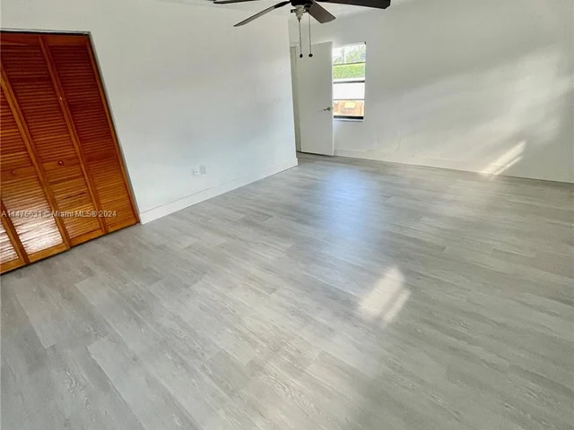 5200 SW 4th St, Miami FL 33134