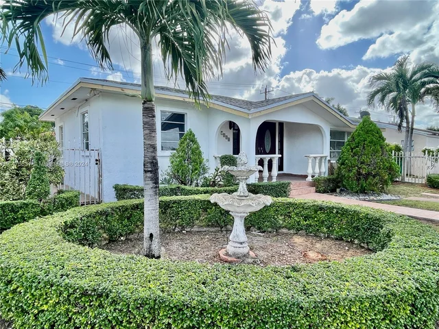 5200 SW 4th St, Miami FL 33134