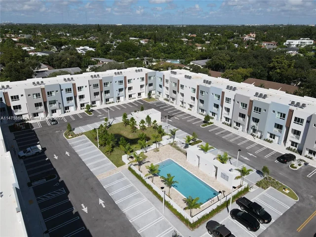 2535 NE 193rd St # 3203, Miami FL 33180