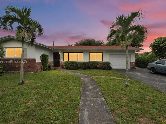 4750 NW 17th St, Lauderhill FL 33313