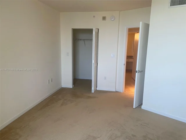 19501 W COUNTRY CLUB DR # 2506, Aventura FL 33180