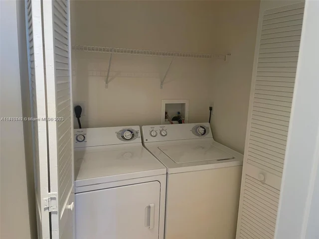 19501 W COUNTRY CLUB DR # 2506, Aventura FL 33180