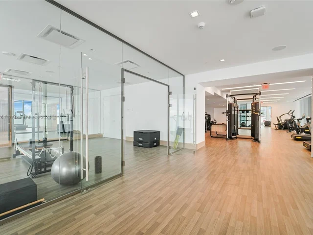 700 NE 26th Terrace # 1901, Miami FL 33137