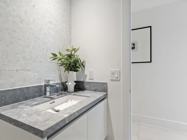 700 NE 26th Terrace # 1901, Miami FL 33137