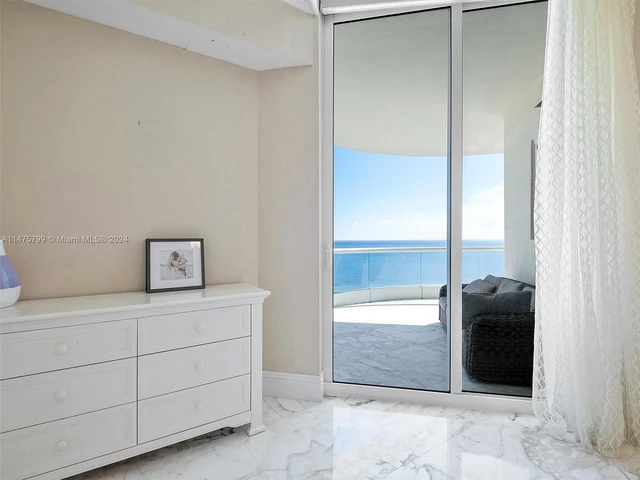 16047 Collins Ave # 2602, Sunny Isles Beach FL 33160