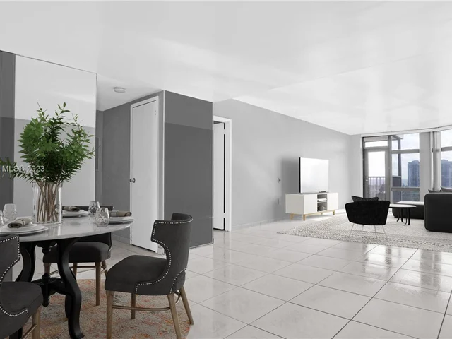 3375 N Country Club Dr, Aventura FL 33180