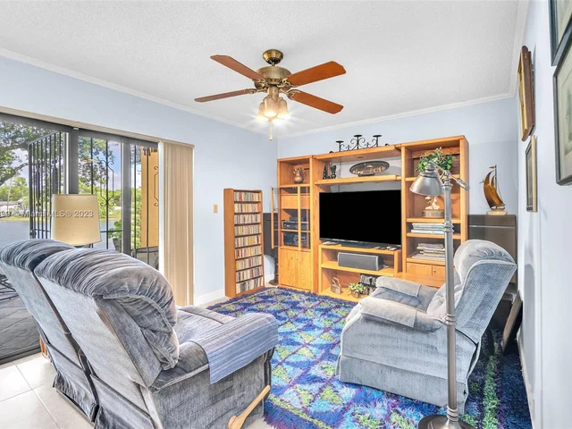 13781 SW 84th St # F, Miami FL 33183