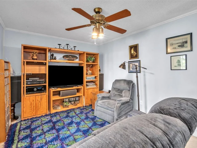 13781 SW 84th St # F, Miami FL 33183