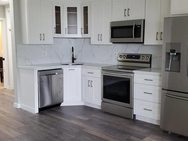 2716 NE 30th Pl # 208C, Fort Lauderdale FL 33306