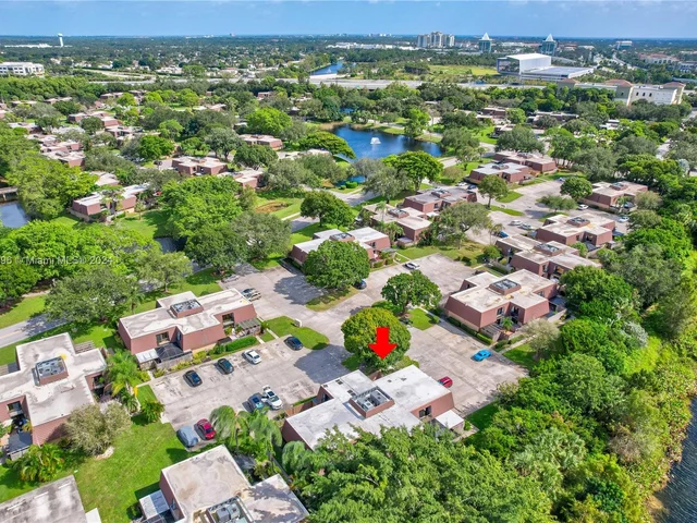 2313 23rd Lane, Palm Beach Gardens FL 33418