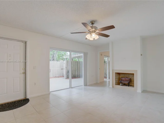 2313 23rd Lane, Palm Beach Gardens FL 33418