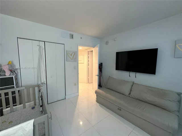 200 Sunny Isles Blvd, Sunny Isles Beach FL 33160