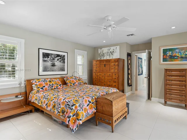 13000 Coronado Dr, North Miami FL 33181