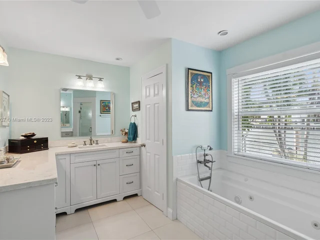 13000 Coronado Dr, North Miami FL 33181