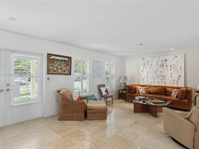 13000 Coronado Dr, North Miami FL 33181