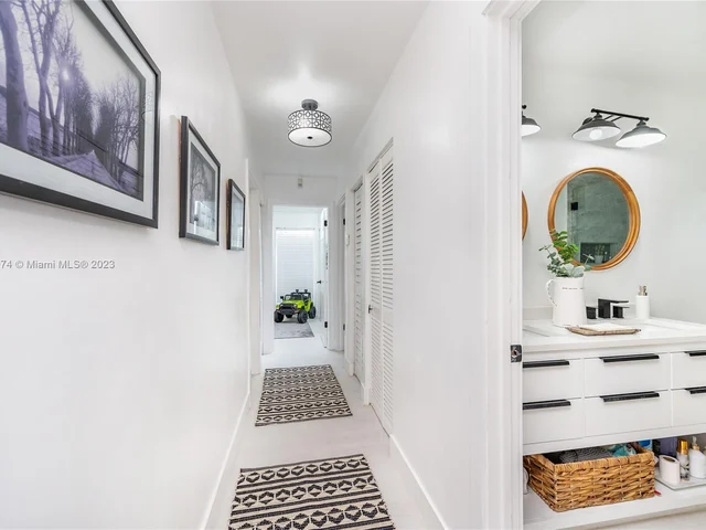 1762 NW 2nd Ave, Homestead FL 33030