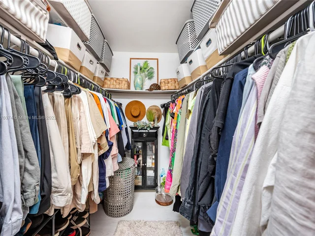 1762 NW 2nd Ave, Homestead FL 33030