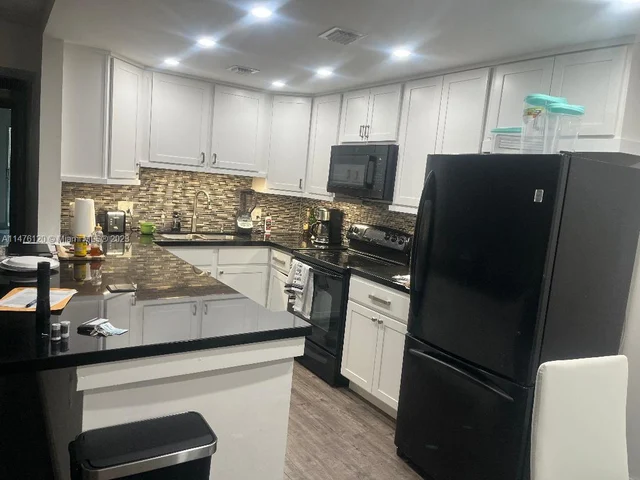 13455 SW SW 9 Ct # 317, Pembroke Pines FL 33027