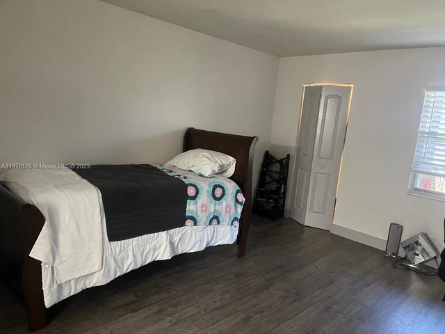 13455 SW SW 9 Ct # 317, Pembroke Pines FL 33027