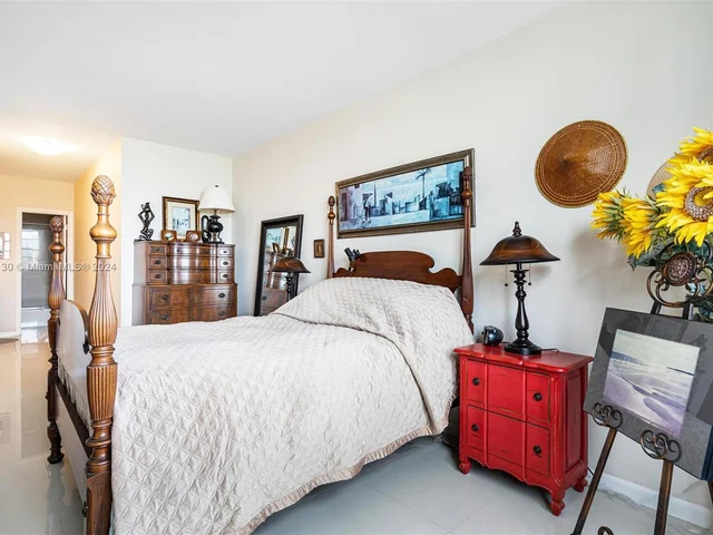 500 Bayview Dr # 731, Sunny Isles Beach FL 33160