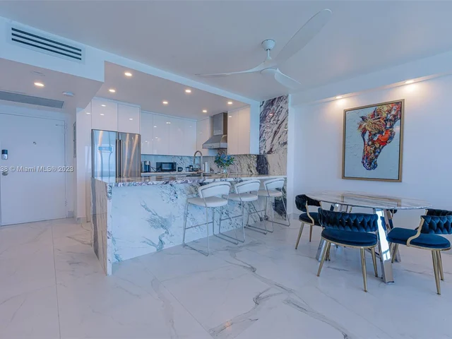 5601 Collins Ave # 1609, Miami Beach FL 33140