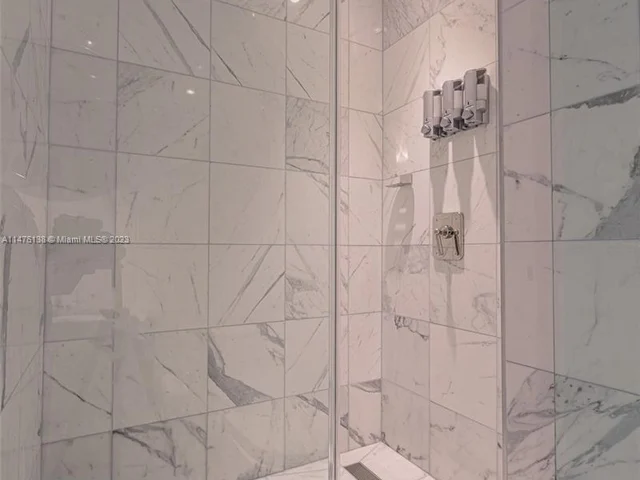 5601 Collins Ave # 1609, Miami Beach FL 33140