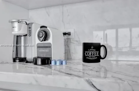 5601 Collins Ave # 1609, Miami Beach FL 33140