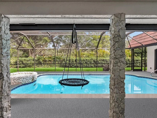 620 Sea Turtle Way, Plantation FL 33324