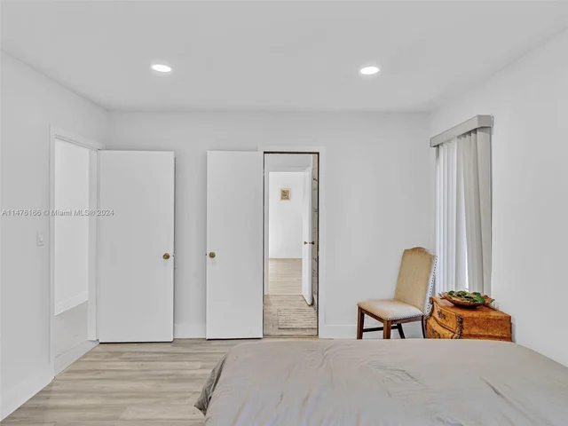 620 Sea Turtle Way, Plantation FL 33324