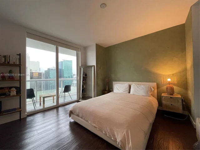 50 Biscayne Blvd # 4311, Miami FL 33132