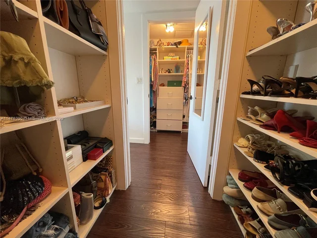 50 Biscayne Blvd # 4311, Miami FL 33132