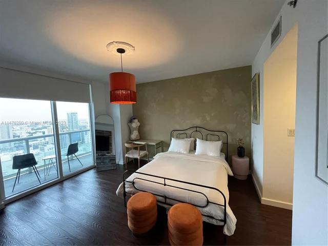 50 Biscayne Blvd # 4311, Miami FL 33132