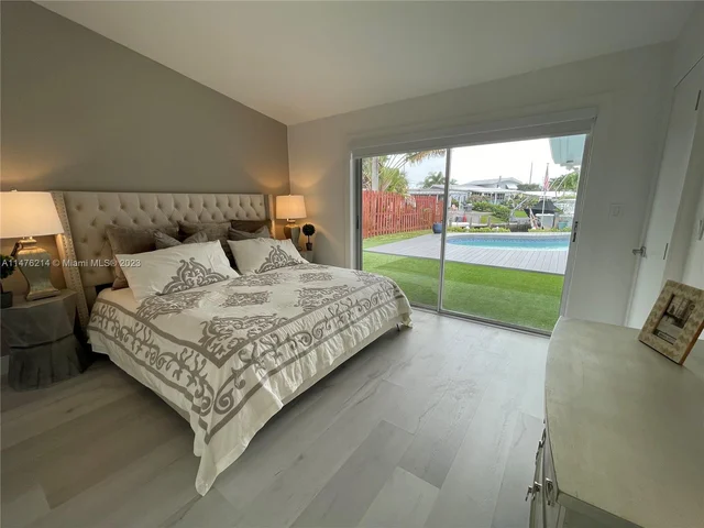 2406 Marathon Ln, Fort Lauderdale FL 33312