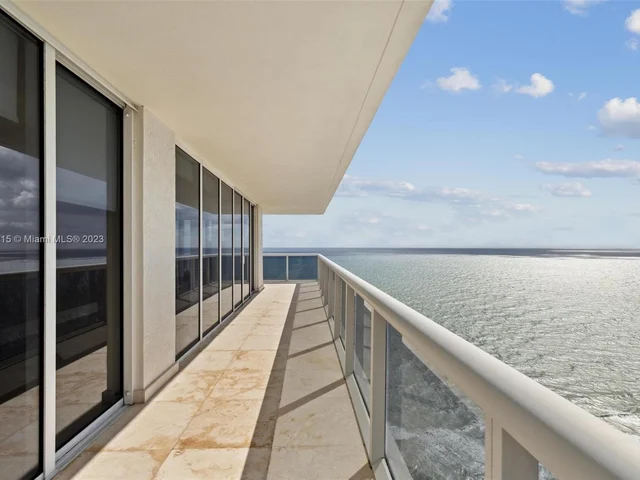 1830 S Ocean Dr # 4102, Hallandale Beach FL 33009