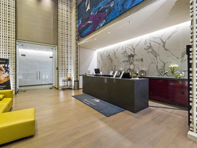 1830 S Ocean Dr # 4102, Hallandale Beach FL 33009