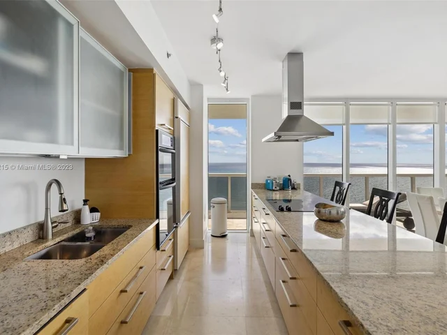 1830 S Ocean Dr # 4102, Hallandale Beach FL 33009