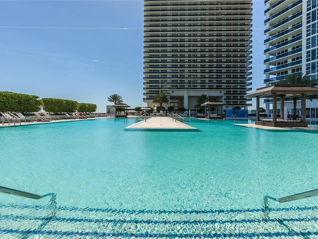 1830 S Ocean Dr # 4102, Hallandale Beach FL 33009