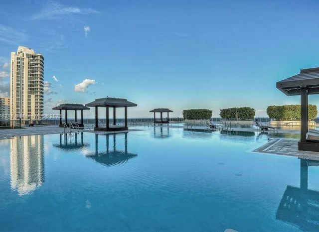 1830 S Ocean Dr # 4102, Hallandale Beach FL 33009