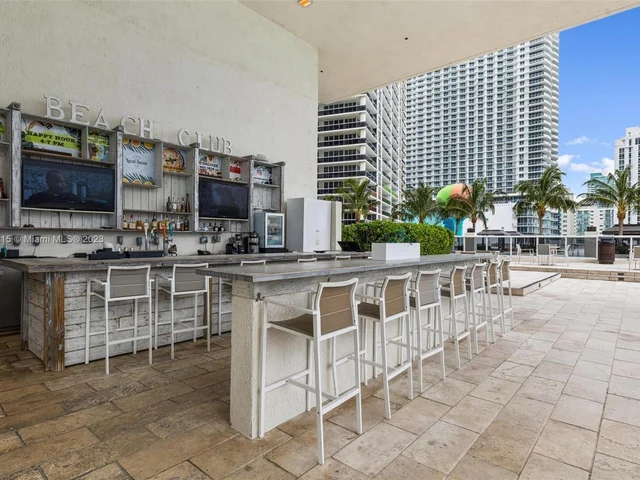 1830 S Ocean Dr # 4102, Hallandale Beach FL 33009