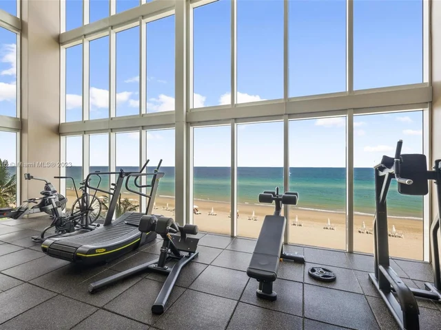 1830 S Ocean Dr # 4102, Hallandale Beach FL 33009