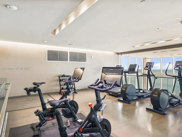 1830 S Ocean Dr # 4102, Hallandale Beach FL 33009