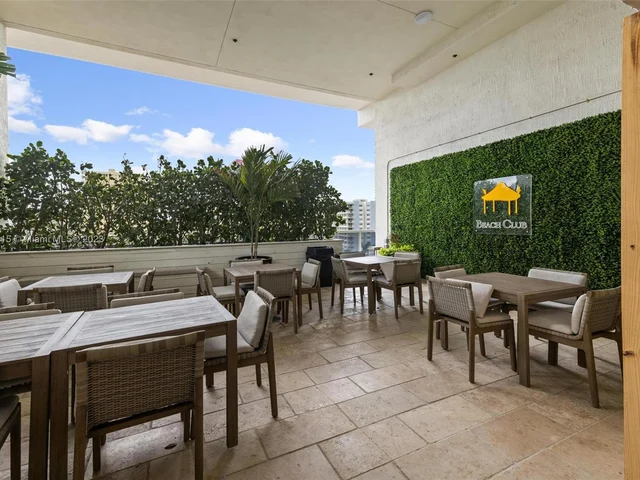 1830 S Ocean Dr # 4102, Hallandale Beach FL 33009