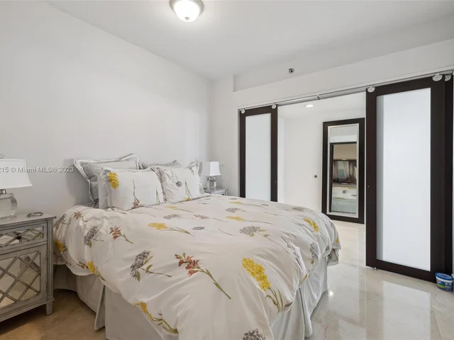 1830 S Ocean Dr # 4102, Hallandale Beach FL 33009