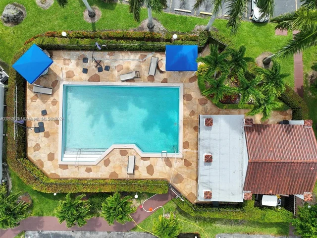 9443 Fontainebleau Blvd # 105, Miami FL 33172