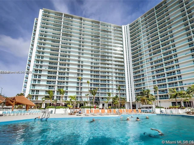 100 Bayview Dr # 629, Sunny Isles Beach FL 33160