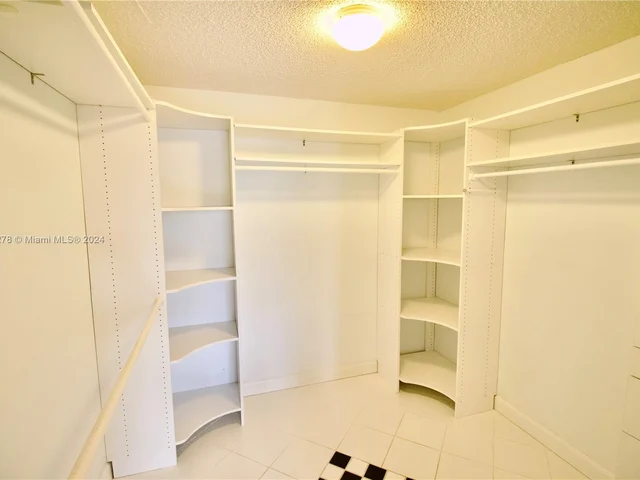 200 Leslie Dr # 329, Hallandale Beach FL 33009