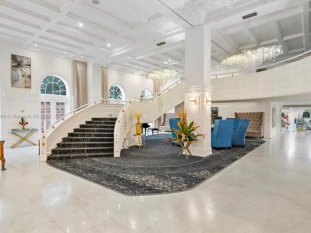 5225 Collins Ave # 910, Miami Beach FL 33140