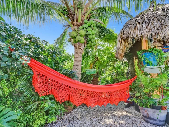 2402 SE 13th Ct, Pompano Beach FL 33062