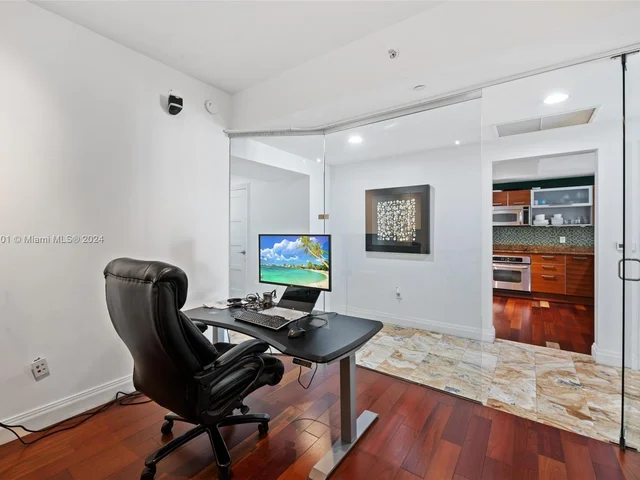 3330 NE 190th St # 717, Aventura FL 33180